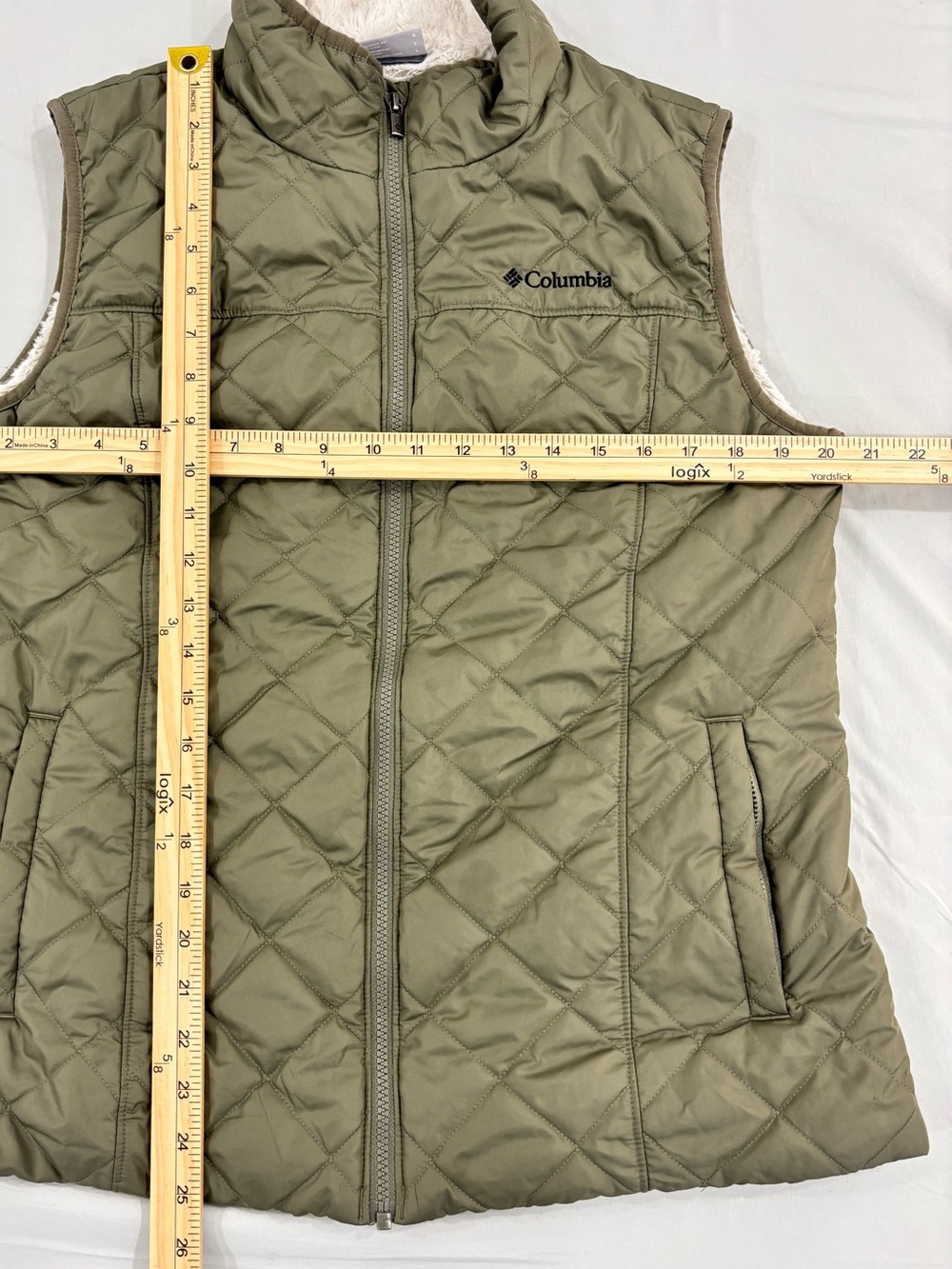 Columbia Copper Crest Quilted Fleece-Lined Vest Size L Stone Green (EUC) - Picture 8 of 8